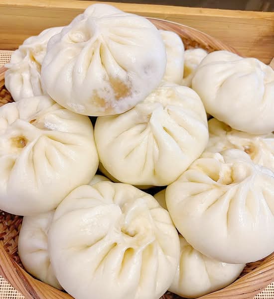 Pork buns/猪肉包子
